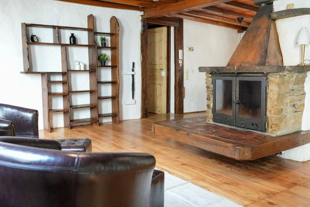 Charmante Fachwerk Wohnung Mit Terrasse In Der Altstadt 科布倫茨 外观 照片